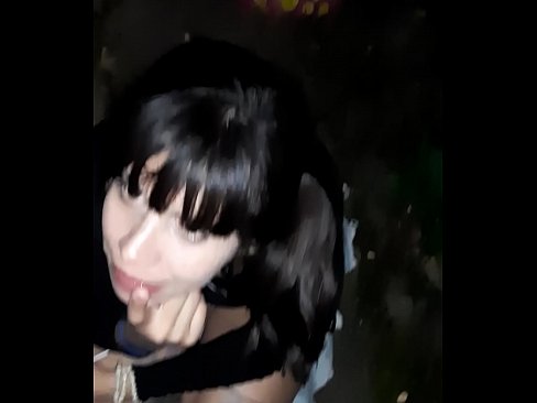 ❤️ Di jalanan zakar membengkak sebagai pertukaran untuk gula-gula pelacur pada ms.sexonfire.ru ❌️